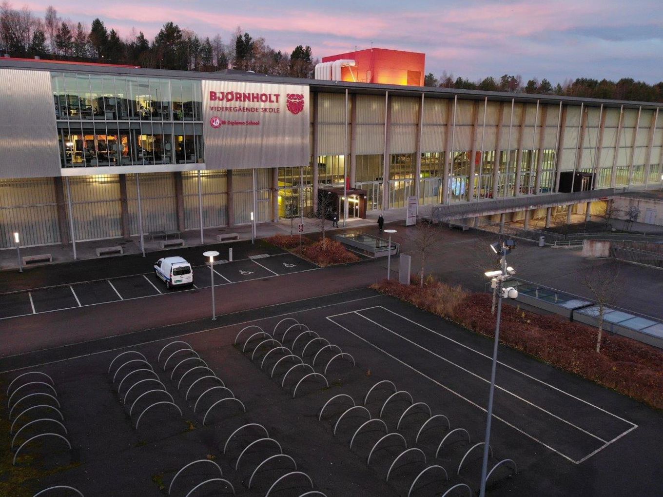 Foto: Bjørnholt vgs drone 4 Bjørnholt vgs drone 4