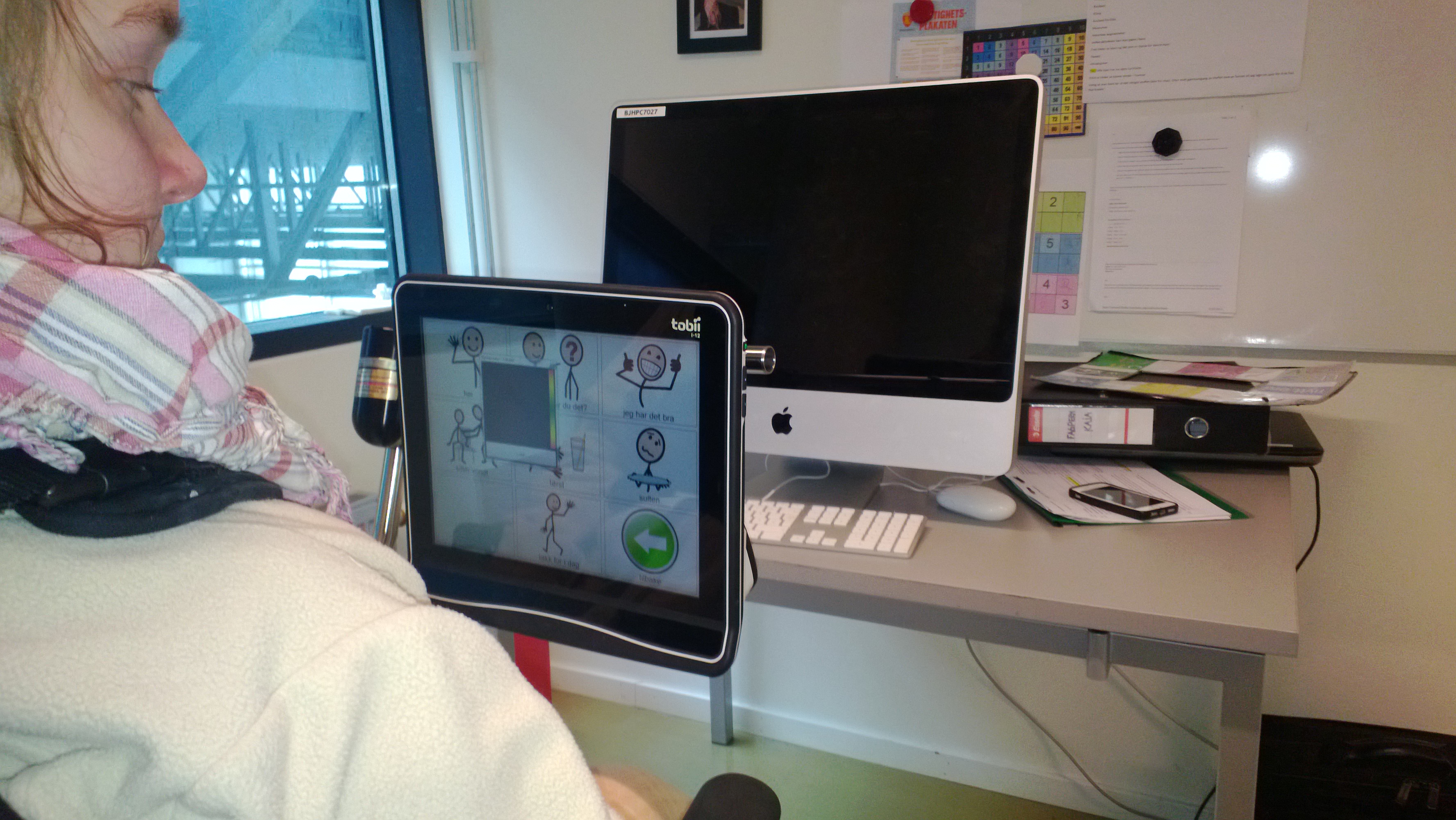 Ved tilrettelagt bruker vi alternativ- og supplerende kommunikasjon tilpasset den enkelte